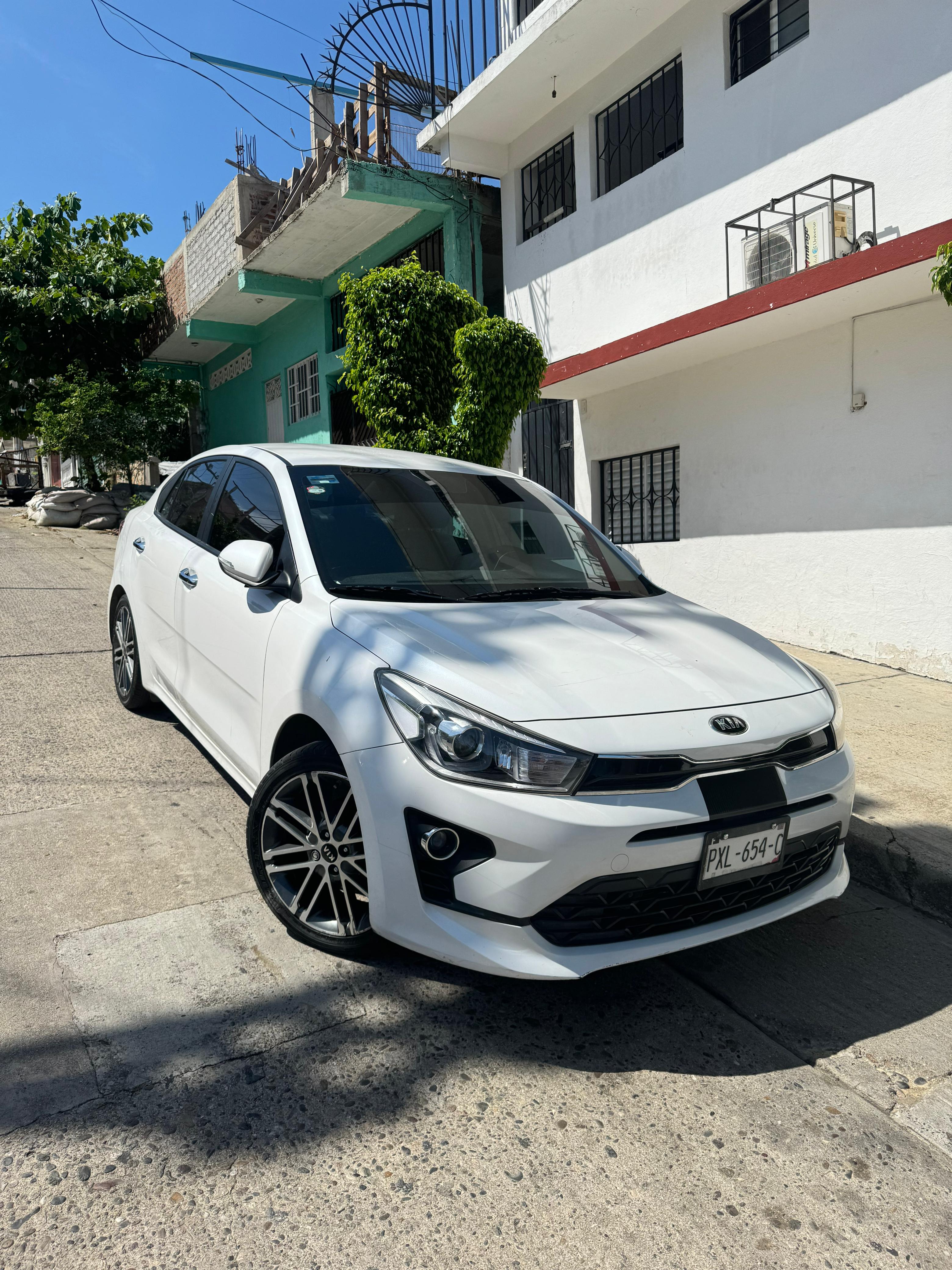 Kia Rio 2021 front view