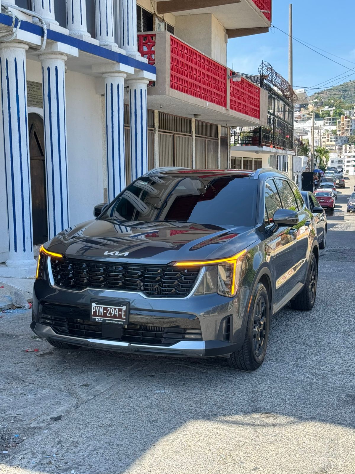 Kia Sorento 2024 Gravity Gray side view