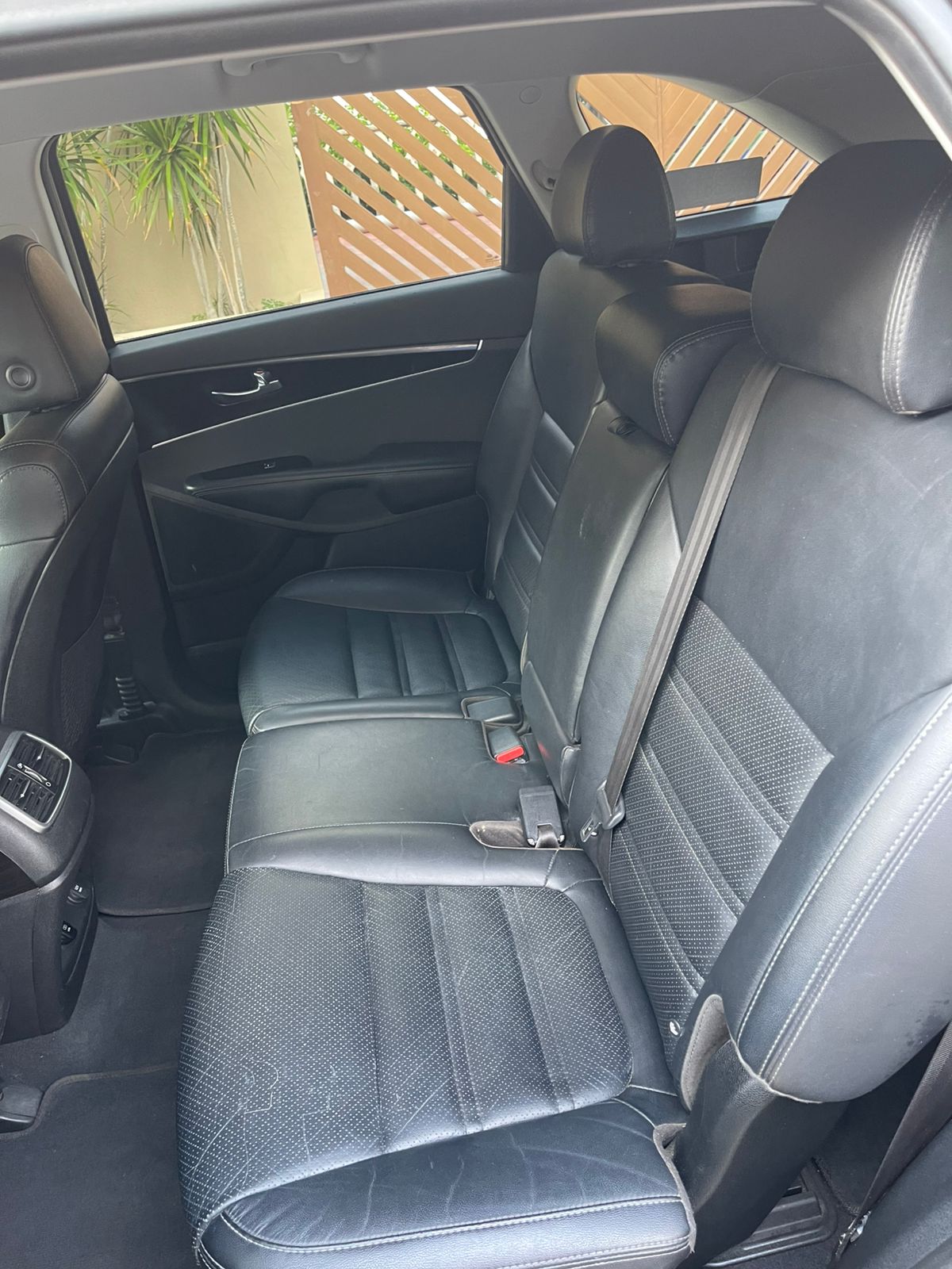 Kia Sorento 2020 Premium interior view